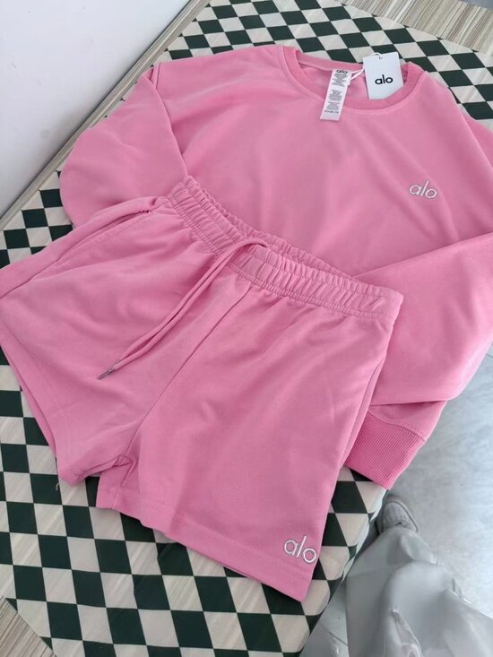 ALO Yoga Pants - alo yoga Soft Pink Crewneck Sweatshirt High Waist Shorts
